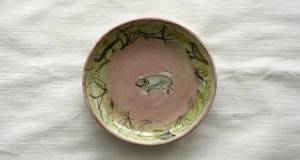 Teller mit Frosch