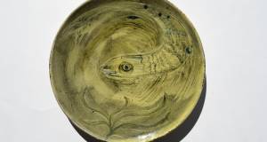 Teller mit Fisch Motiv