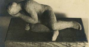 Liegende Frau